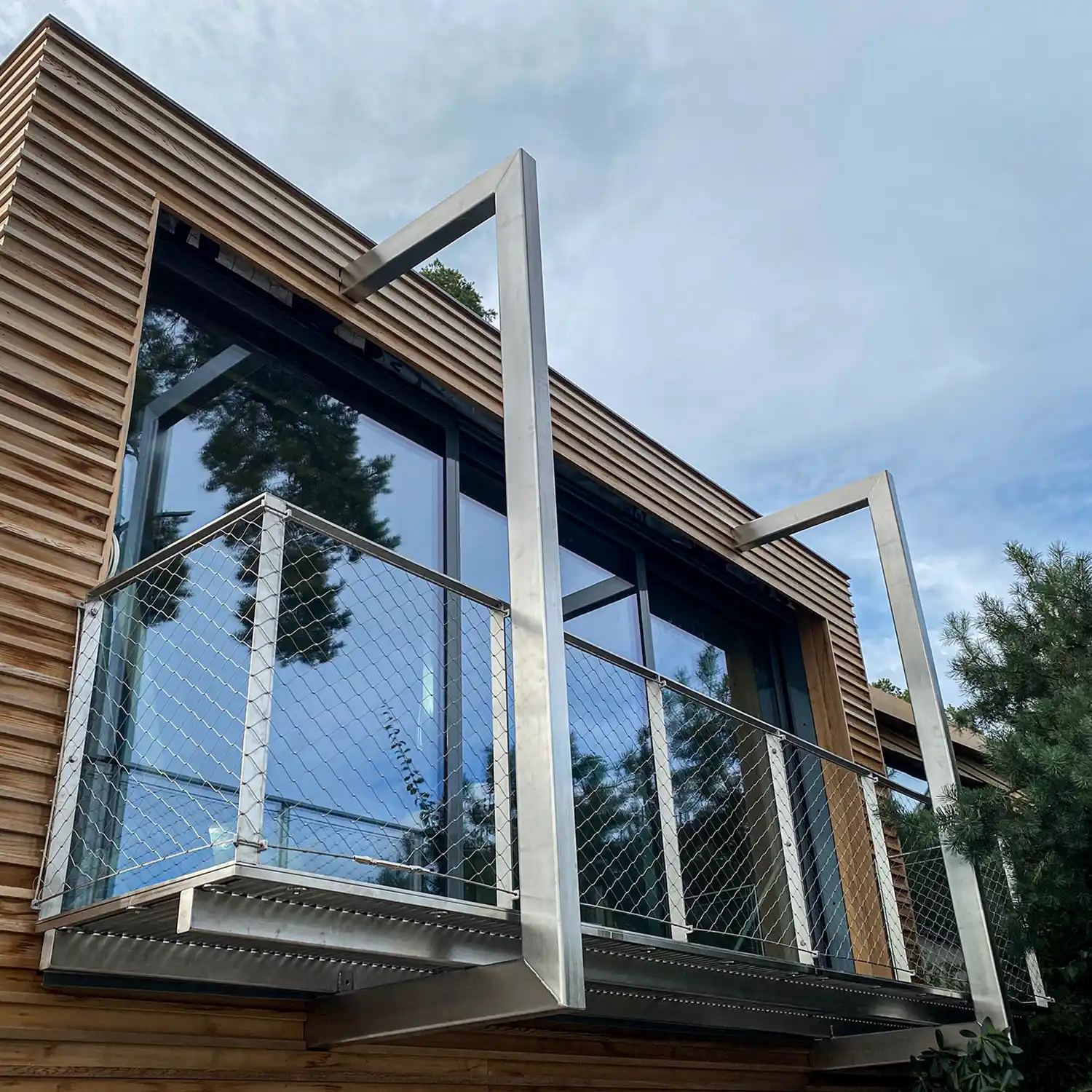 Nettingrekkverk på Snarøya balkong.